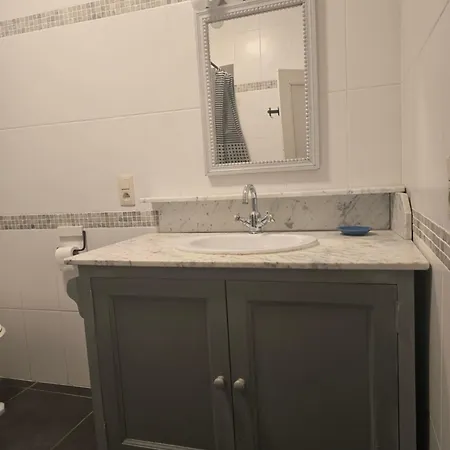Дом отдыха Chateau De Wallay - Petit Quartier Ohey